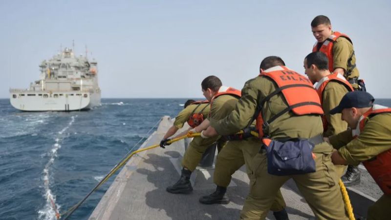 إعلام العدو: مقتل مجندة وإصابة آخرين من سلاح البحرية بعد انفجار ذخيرة قرب الحدود البحرية مع لبنان
