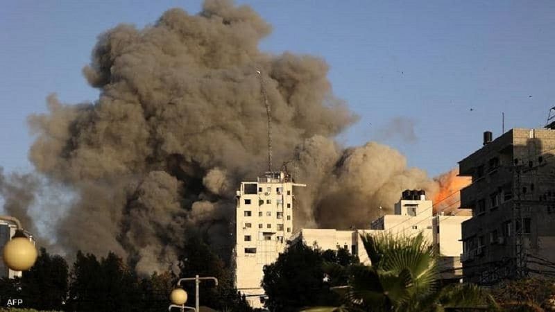 فلسطين المحتلة: طائرات العدو تشن غارات عنيفة على مدينة غزة 
