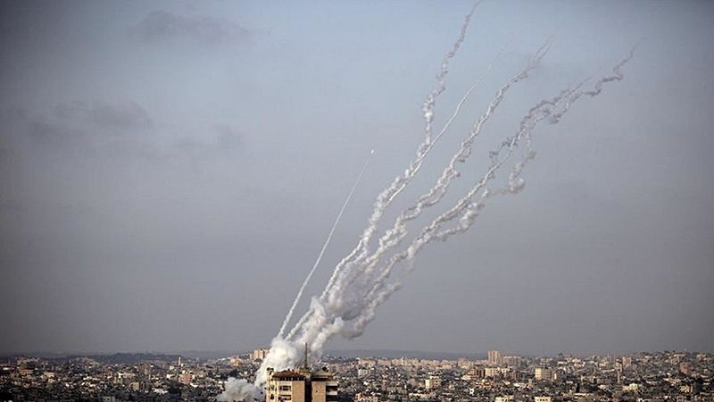 إعلام العدو: صواريخ تطال عسقلان للمرة الأولى منذ استئناف القتال في قطاع غزة