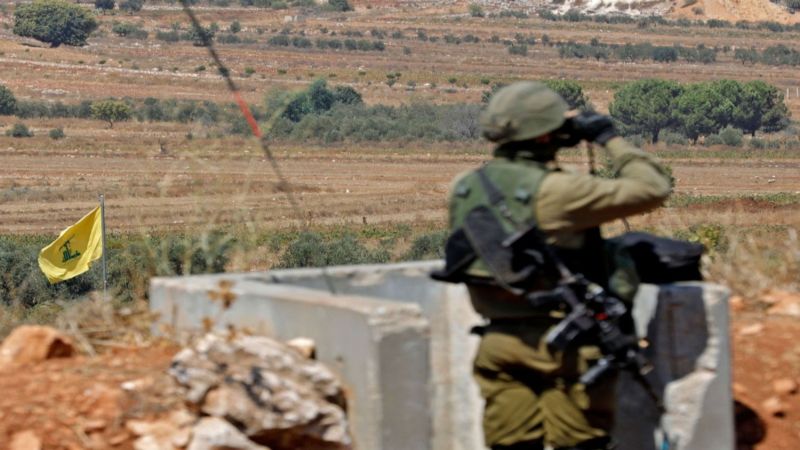 لبنان: جنود العدو يستهدفون أحد أبراج المراقبة التابعة للجيش اللبناني في منطقة رأس الناقورة بنيران الرشاشات