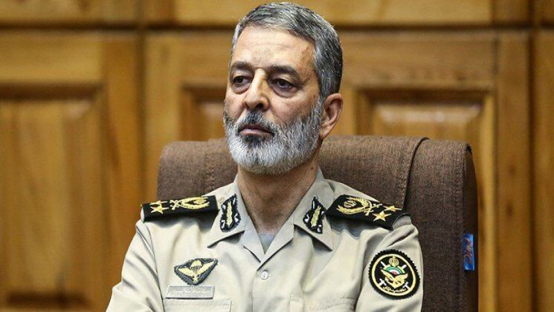 قائد الجيش الإيراني تعليقًا على تهديدات كيان الاحتلال المستمرة: سبق وشاهدوا الرد الإيراني