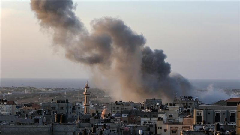 فلسطين المحتلة: غارة جوية صهيونية عنيفة تستهدف حي الزيتون في جنوب شرق قطاع غزة