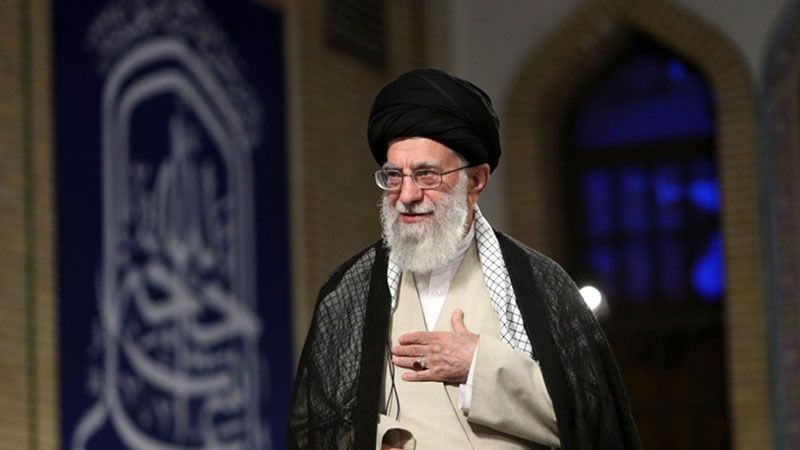 الإمام الخامنئي: الهدف من فرض الحظر على إيران هو الضغط عليها لاتباع الخطوط الاستعمارية والاستكبارية