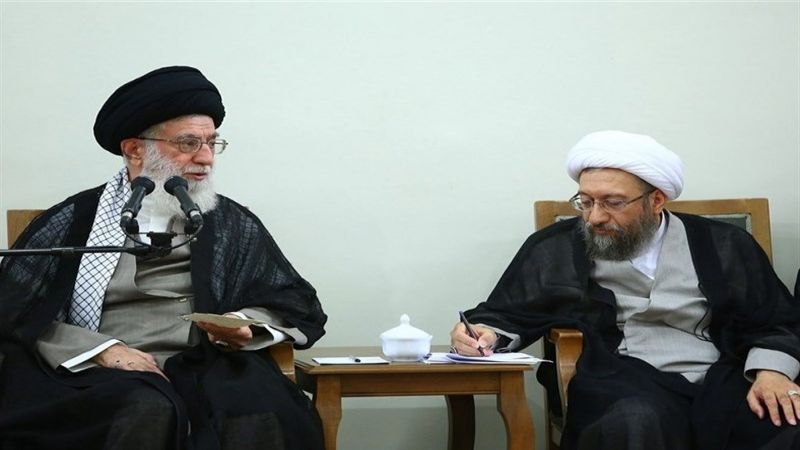 الإمام الخامنئي يعين صادق آملي لاريجاني رئيسًا لمجمع تشخيص مصلحة النظام