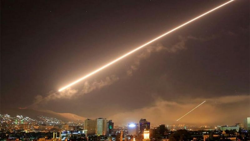 الدفاعات الجوية السورية تتصدى لموجات متتالية من الصواريخ الصهيونية الموجهة
