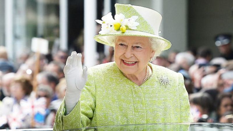 لماذا سيتم إجلاء الملكة إليزابيث الثانية من لندن؟