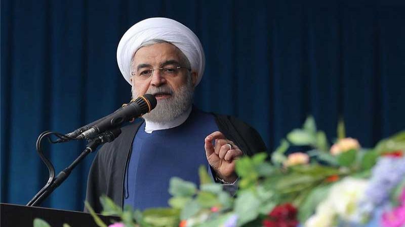 روحاني لبعض الدول الإقليمية: تجنيد المرتزقة والعملاء ضد إيران لن يجلب لكم الأمن والاستقرار