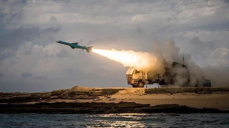 مناورات "الولاية 97" البحرية في يومها الثاني.. إطلاق 3 صواريخ "قادر وقدير" اصابت أهدافها بدقة 