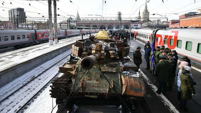 قطار يعرض "غنائم الحرب في سوريا" في 60 مدينة روسية
