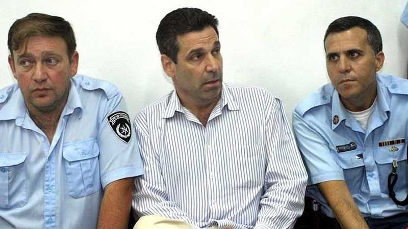 حكم نهائي بسجن الوزير الاسرائيلي غونين سيغف 11 عامًا