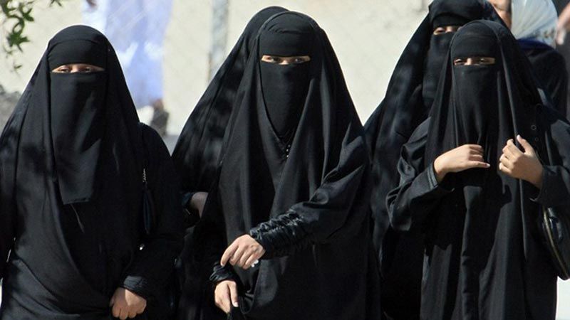 صحيفة إسبانية: المرأة السعودية ضحيَّة التمييز الجندري 