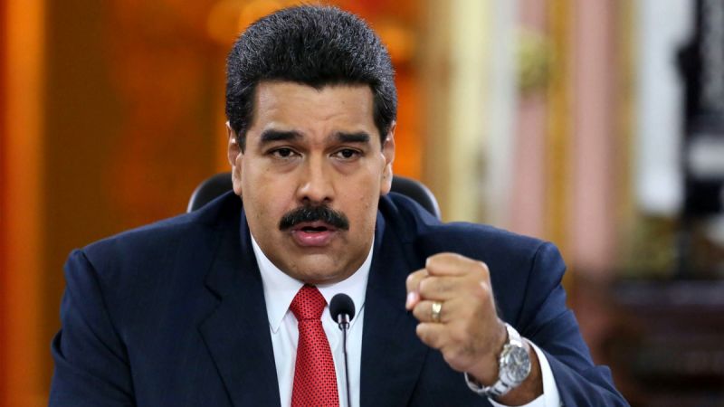 مادورو: نخوض معركة قاسية لتحرير منظومة الكهرباء في فنزويلا