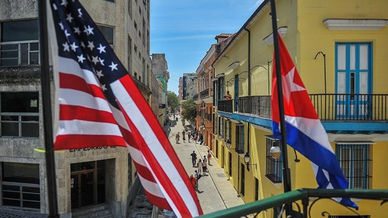تمديد تعليق العقوبات الأمريكية ضد كوبا لمدة أسبوعين