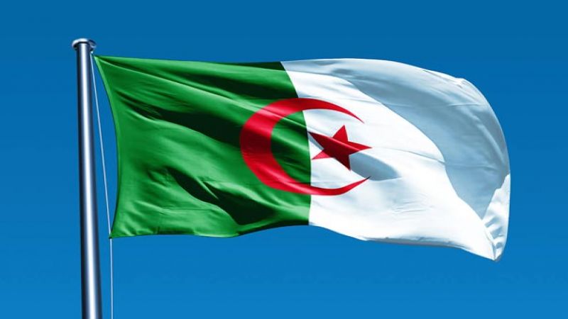 الداخلية الجزائرية تعلن عدم اعترافها بمعاذ بوشارب على رأس جبهة التحرير الوطني