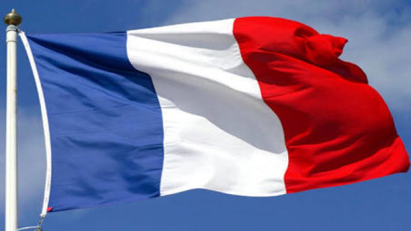 الرئاسة الفرنسية:  وزير الخارجية الفرنسي جان إيف لو دريان توجه إلى إيران اليوم لعقد مباحثات بهدف خفض التوتر
