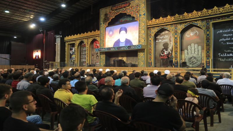 بالصور... المجلس الاسبوعي الذي يقيمه حزب الله في مجمع سيد الشهداء (ع)