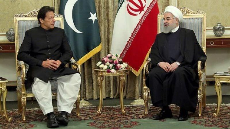 عمران خان في طهران غدًا وسيطًا بين إيران والسعودية