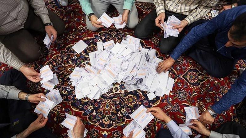 إيران: المحافظون في صدارة النتائج الأولية للانتخابات البرلمانية