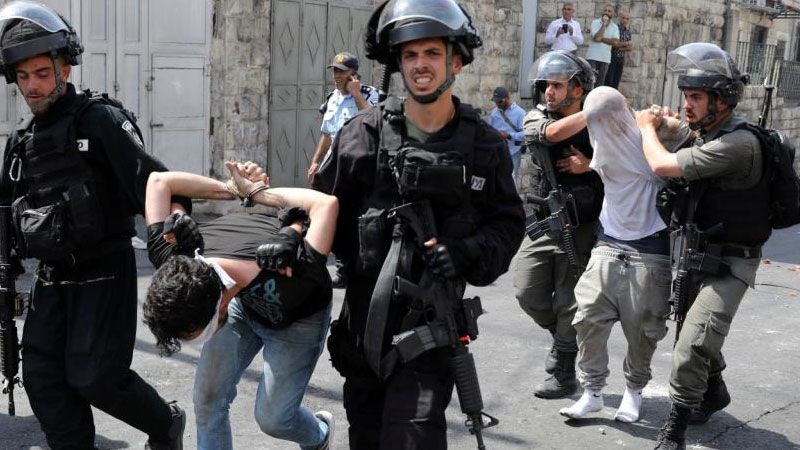 الاحتلال يعتقل 19 فلسطينيًا بينهم فتاة من الضفة الغربية