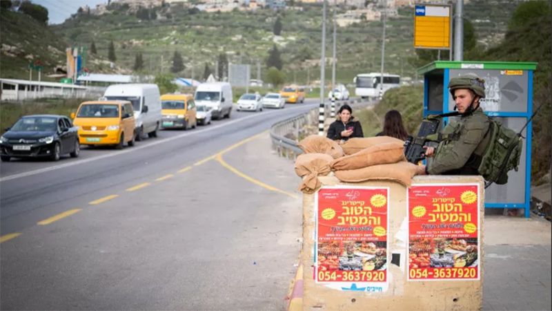 جيش الاحتلال يغلق المناطق الفلسطينية في عيد 