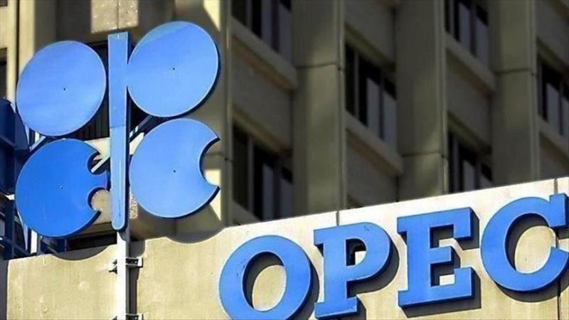 حرب السعودية النفطية تدفع دولًا في "أوبك" لتخفيض أسعارها 