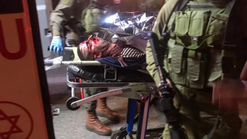 الاحتلال يُعدم فلسطينيًا غرب رام الله ويمنع نقله الى المستشفى