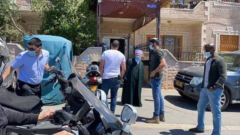  الاحتلال "الإسرائيلي" يعتقل خطيب المسجد الأقصى الشيخ عكرمة صبري