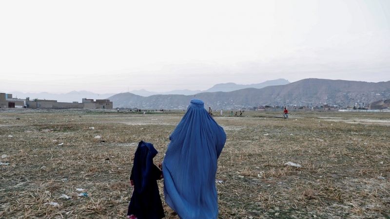 أفغانية تنتقم لوالديْها بعدما أعدمتهما 