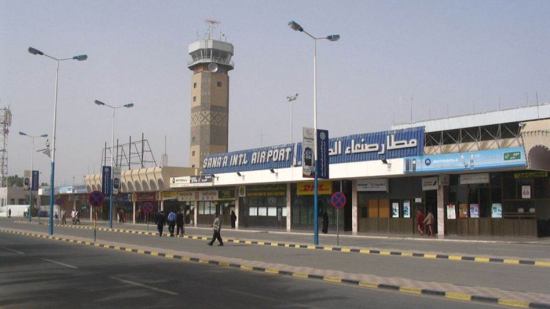 الإغلاق السعودي لمطار صنعاء يودي بحياة 80 ألف مريض