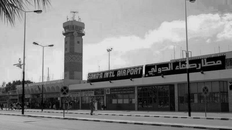 الحصار على اليمن يغلق مطار صنعاء ويهدد القطاع الصحي