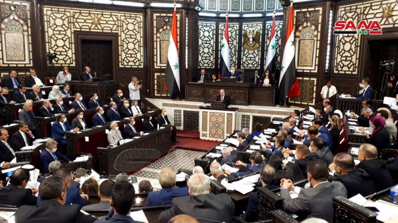 جلسة أولى لمجلس الشعب السوري برئاسة حموده صباغ