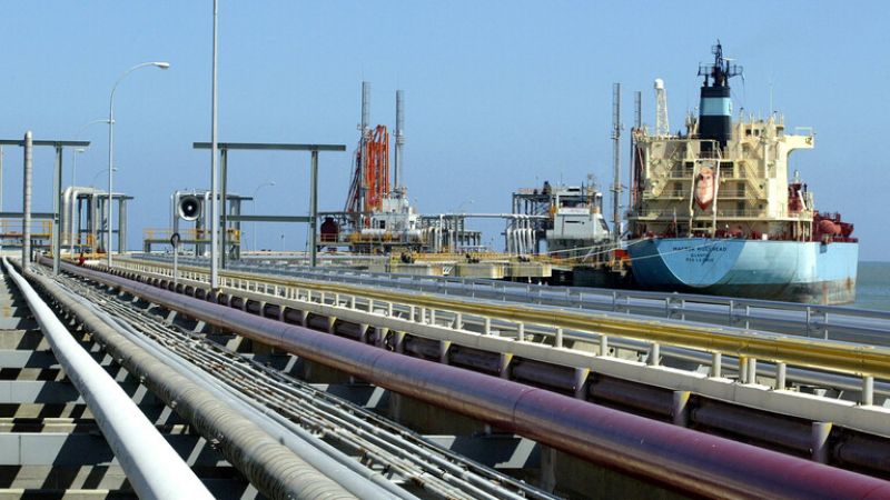 رغم العقوبات الأمريكية.. فنزويلا تستأنف بيع النفط للصين