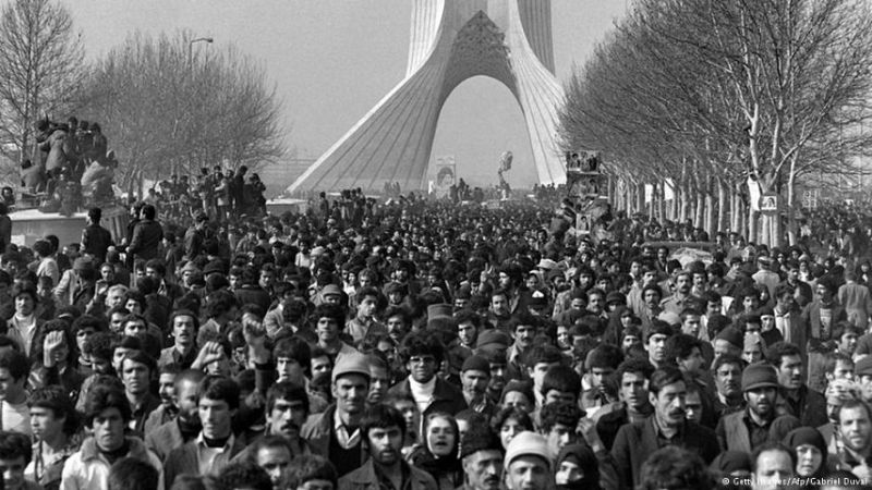 إيران الثورة: صمود وقوة واستقلال