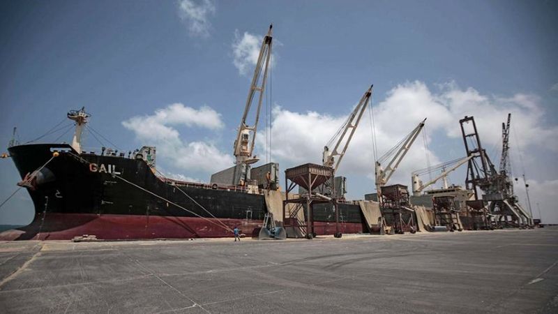 شركة النفط اليمنية: ‏تحالف العدوان يحتجز سفينتي وقود جديدتين تحملان تصاريح أممية