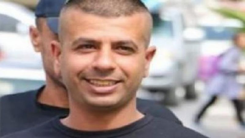 هيئة الأسرى الفلسطينية: الأسير عماد سواركة المضرب عن الطعام يحتجز في ظروف قاسية
