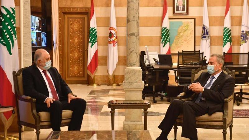 لبنان: فهمي بحث السفير السوري التدابير المطلوبة لمواكبة مشاركة السوريين في الانتخابات الرئاسية