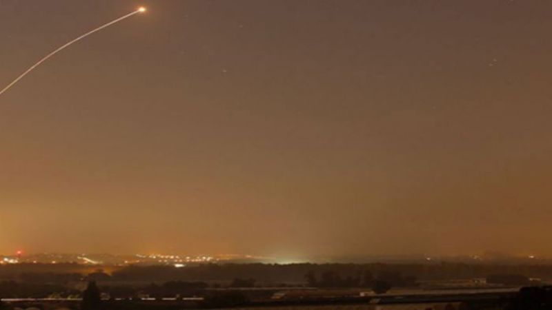  سماع دوي انفجار شرق دير البلح وسط قطاع غزة