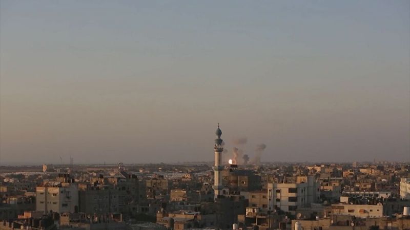 صفارات الإنذار تدوي في أوريت  وبير طوفيا وأفيغدور بغلاف غزة