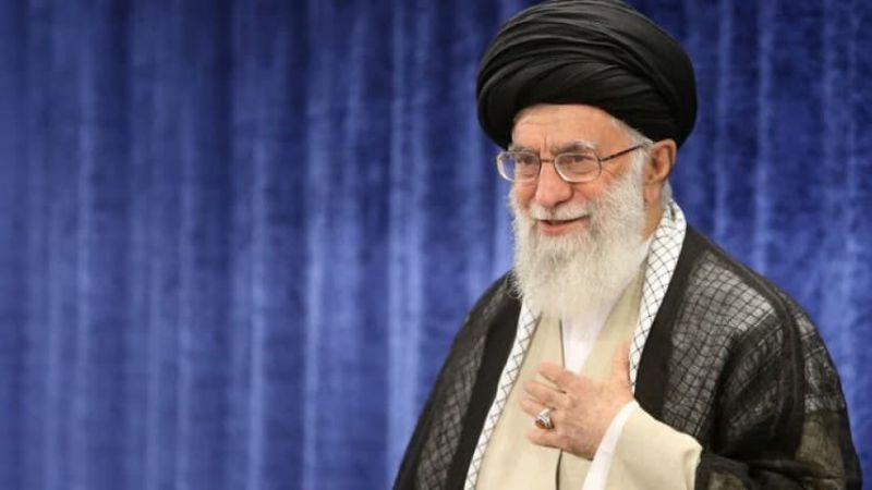 الإمام الخامنئي: الفائز الرئيسي في الانتخابات هو الشعب الإيراني