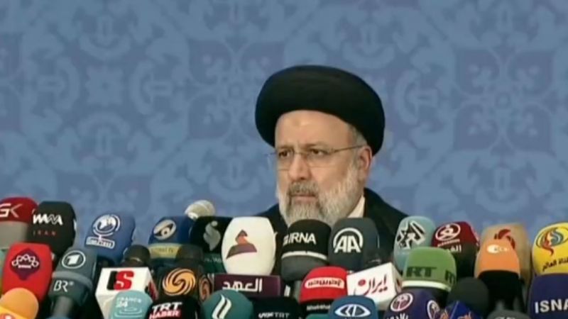 السيد رئيسي: يجب أن نبقى على العهد الذي قطعناه للشعب الإيراني وسنكرس وجودنا وعملنا لخدمته