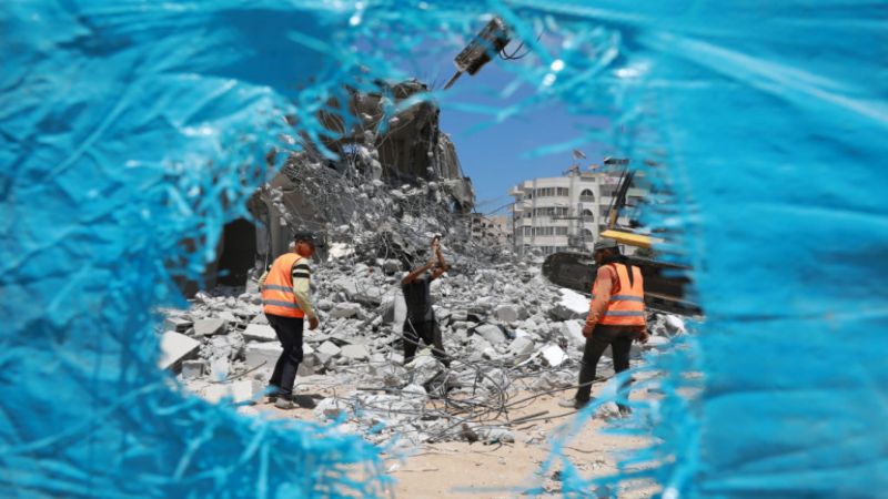 حصار الاحتلال يوقف العمل في 29 مشروعًا في غزة