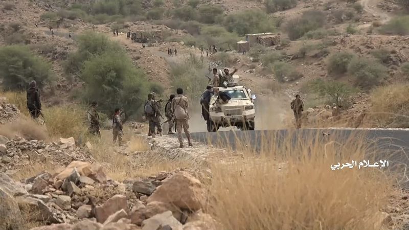 بالصور: القوات المسلحة اليمنية تطهِّر مدريتي ناطع ونعمان  بالبيضاء خلال المرحلة الثانية من عملية "النصر المبين"