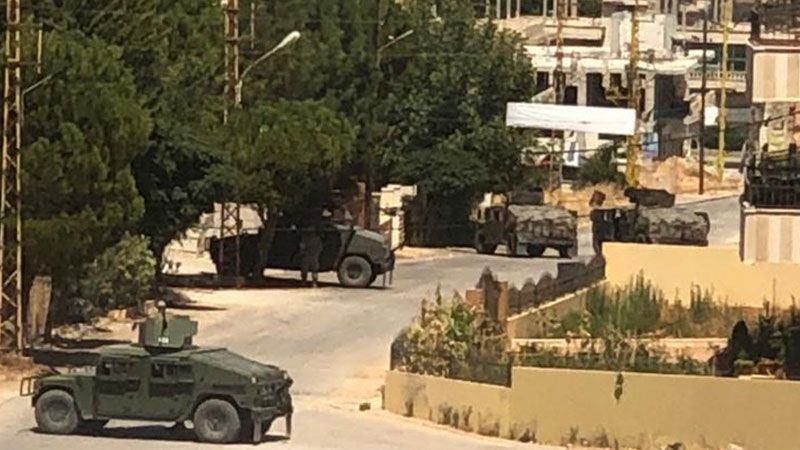 لبنان: الجيش يضبط خزانات بداخلها 250 الف ليتر من المازوت و400 الف ليتر من البنزين في بعلبك