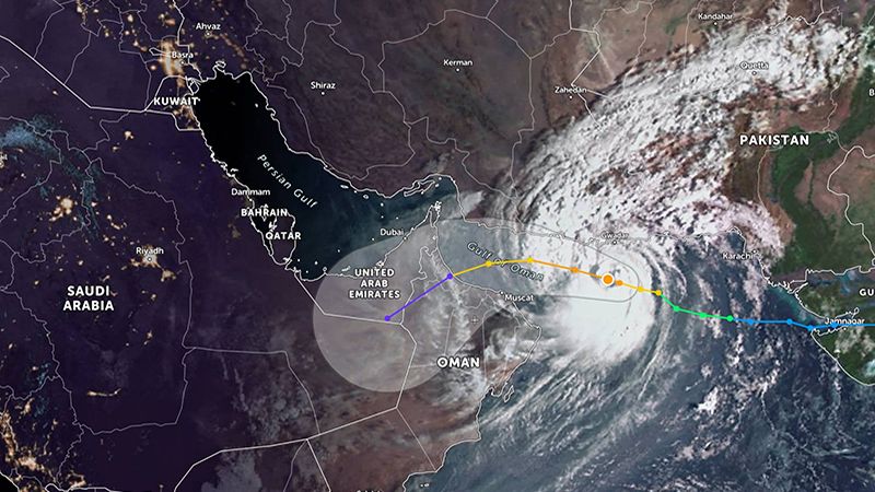 الإعصار "شاهين": تأهّب عُماني وتحذيرات في الإمارات والسعودية