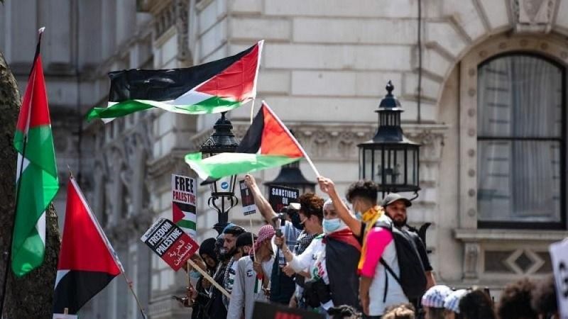 السفارة الفلسطينية لدى المملكة المتحدة: تصنيف حماس "منظمة إرهابية" يتماهى مع أجندة الاحتلال 