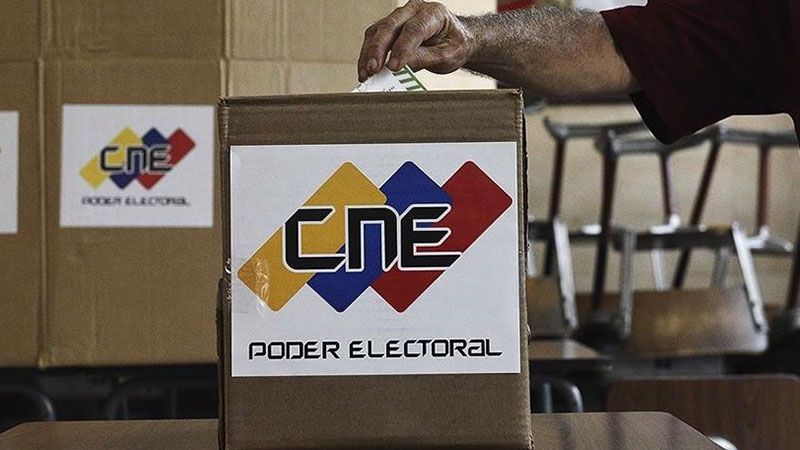 فنزويلا: فوز ساحق لفريق مادورو في الانتخابات المحلية