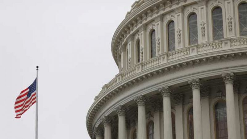 مجلس  "الشيوخ الأمريكي" أقر مشروع قانون يحول دون إغلاق الحكومة