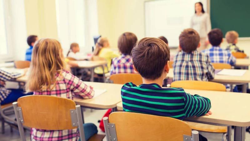 لبنان| متعاقدو التعليم الأساسي الرسمي: لا عودة الى المدارس قبل تأمين الحقوق
