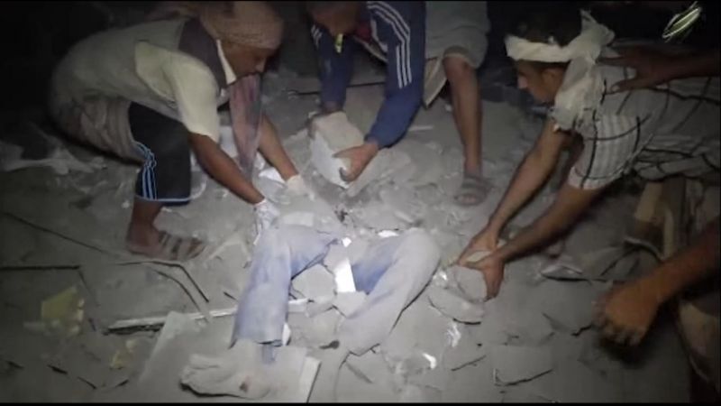 أرقام شهداء مجزرة صعدة الى ارتفاع وتنديد عارم في اليمن بالإجرام السعودي