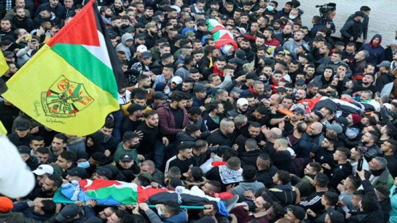 الاف الفلسطينيين يشيعون شهداء نابلس